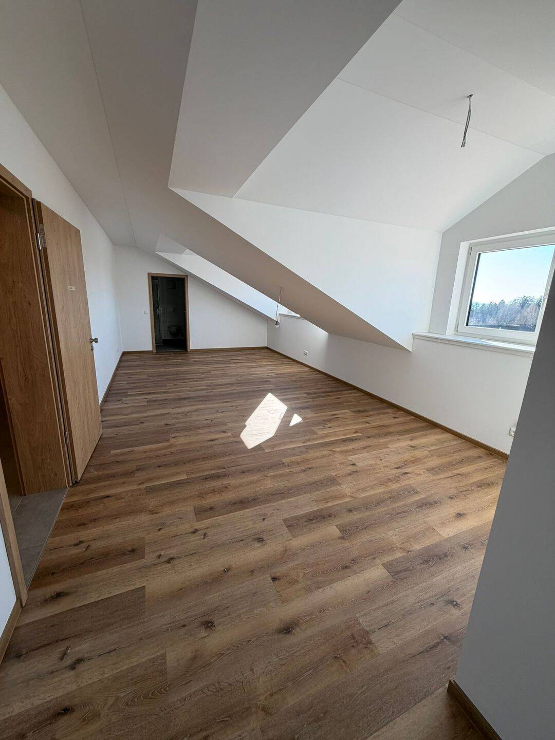 Gemütliche 2-Zimmer-Dachgeschosswohnung im Neubau – helle Räume in St. Oswald (Whg. 14)