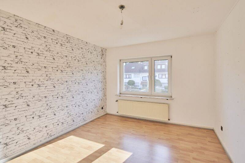 Lichtdurchflutete großzügige Eigentumswohnung mit Südwestloggia und Garage in Wahnheide – Köln – Vorschaubild 8