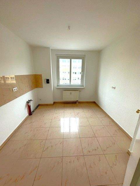 Wohnen in großer Maisonette-Wohnung mit Balkon. – Magdeburg – Vorschaubild 9