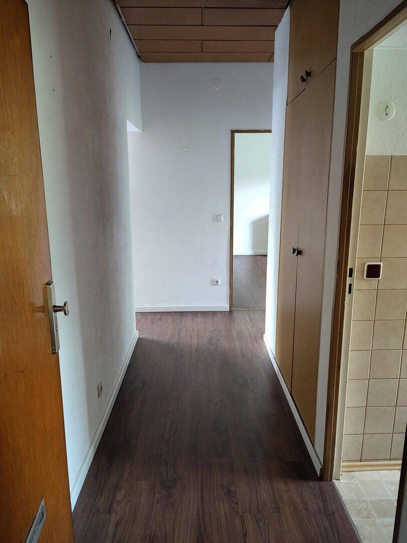 Unvermietete helle 2-Zimmer-Wohnung im 3. OG mit Balkon und PKW-Stellplatz in Steglitz zu verkaufen – Berlin – Vorschaubild 8