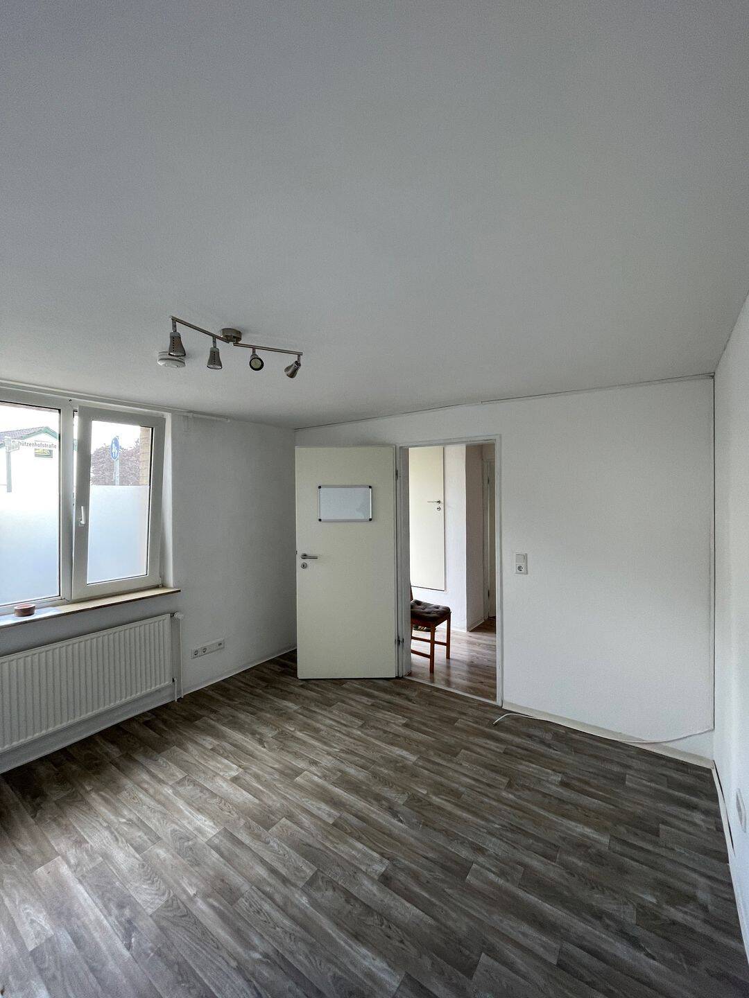 4-Zimmer-Wohnung in Oldenburg – ideal für WG oder Families – Oldenburg – Vorschaubild 2