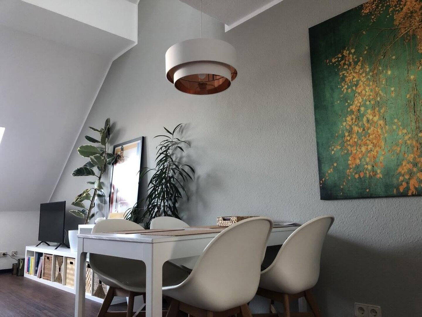 Helle 2,5-Zimmer-Galeriewohnung mit Balkon, 2 Duplex-Stellplätzen Nbg.-St. Jobst – Nürnberg – Vorschaubild 4