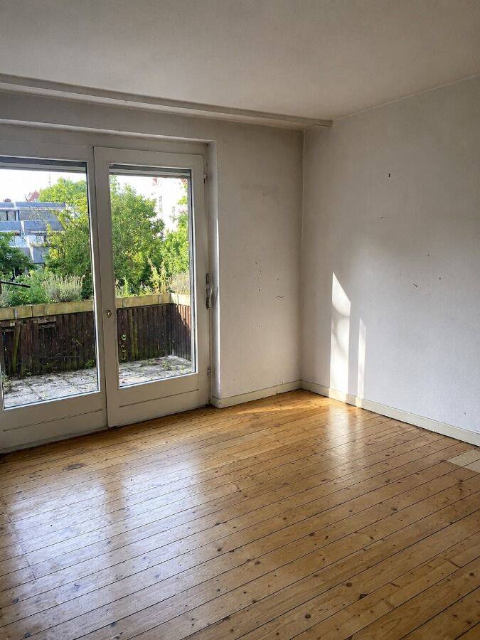 Chakteristisches Reihenmittelhaus mit individuellem Gestaltungspotenzial – Hannover – Vorschaubild 4