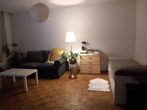 Ab dem 5. August 2026. bis September 31. Ein möbliertes WG Zimmer am Lister Platz in Hannover verfügbar. 2 Minuten vom Hauptbahnhof Hannover entfernt – 30163 Hannover – Vorschaubild 1