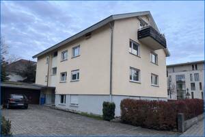 Charmante 3,5-Zimmer-Wohnung in zentraler Lage von Radolfzell - mit Balkon, bereits vermietet.