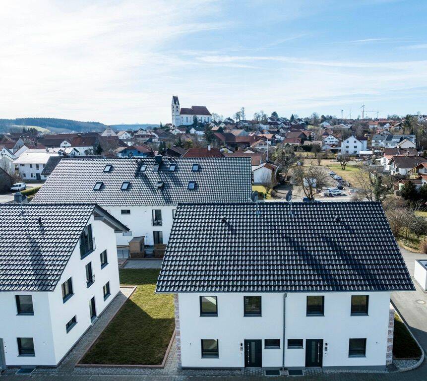 Hochwertige DHH mit viel Licht und Raum in Denklingen – Denklingen – Bild 1 von 9