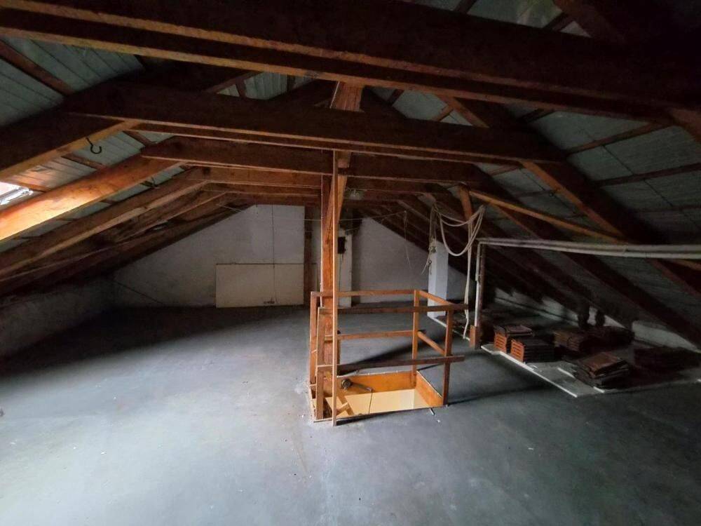 Kleines, renovierungsbedürftiges Reihenmittelhaus mit Garage, ruhig im Stadtteil Pfersee gelegen – Augsburg – Vorschaubild 9