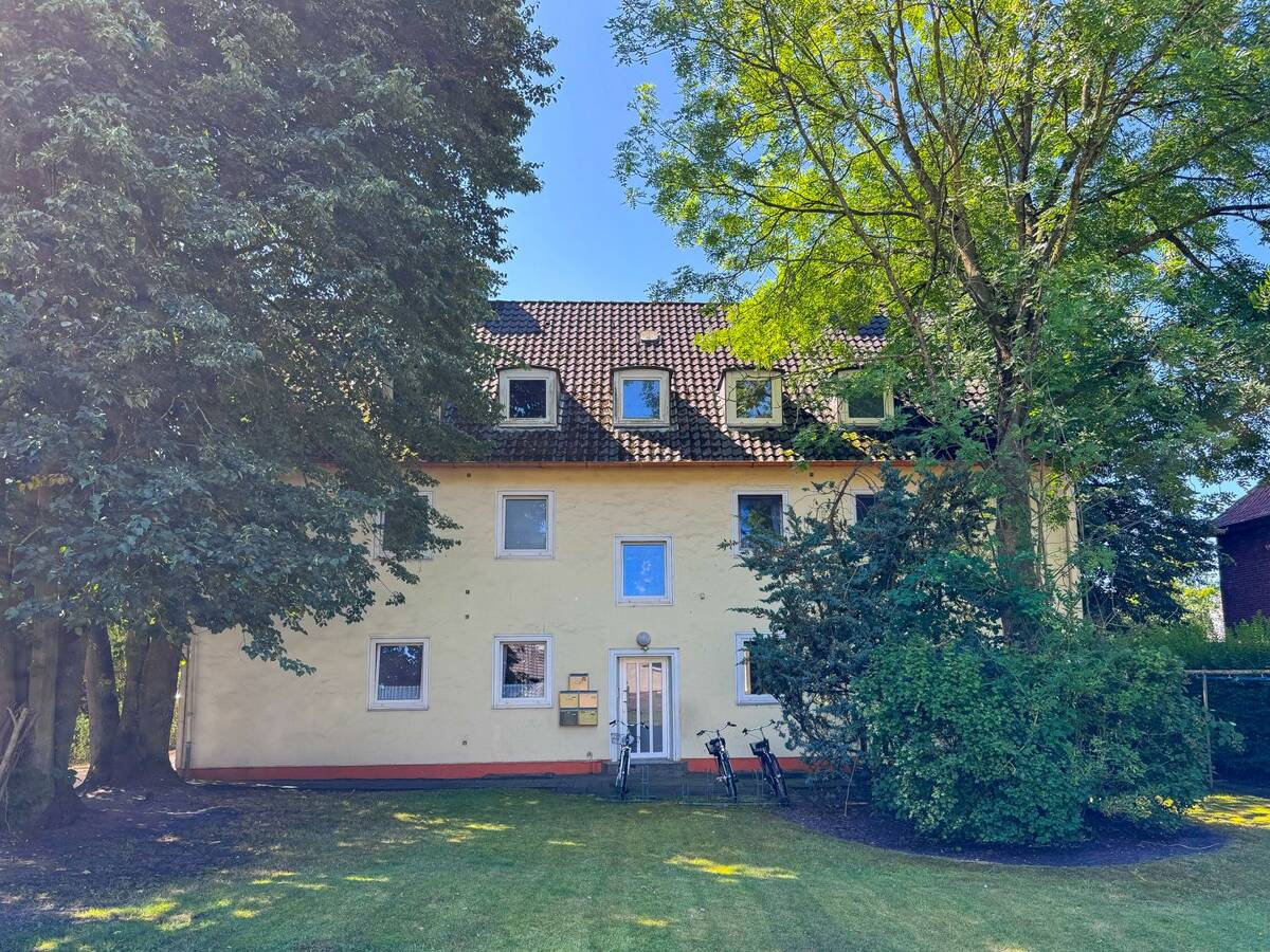 Charmante Erdgeschosswohnung - frisch saniert und sofort verfügbar in Oldenburg/Osternburg – 26135 Oldenburg – Bild 1 von 9
