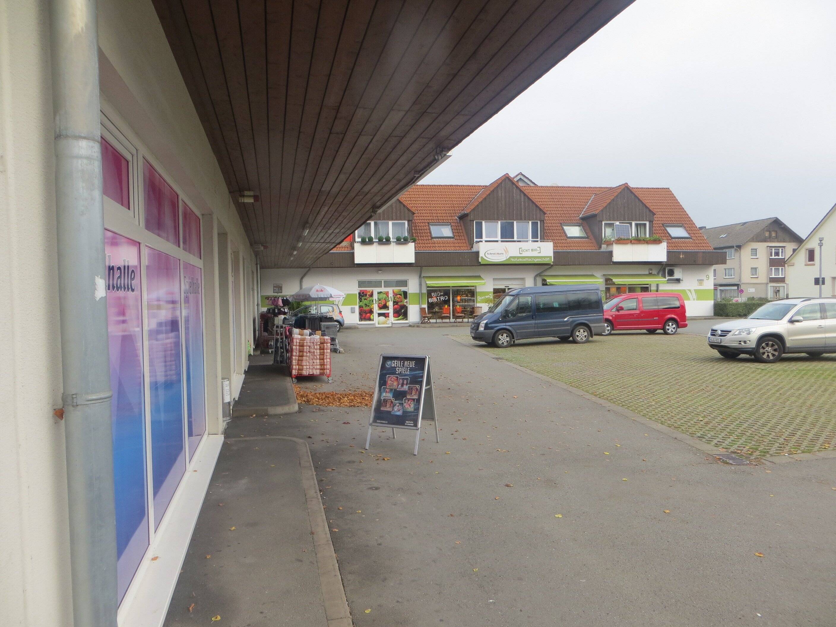***Vielseitig nutzbarer Laden (Friseur, Kiosk, Verkauf, Vereinsraum usw.) im kl. Shopping-Center von Schieder-Schwalenberg***