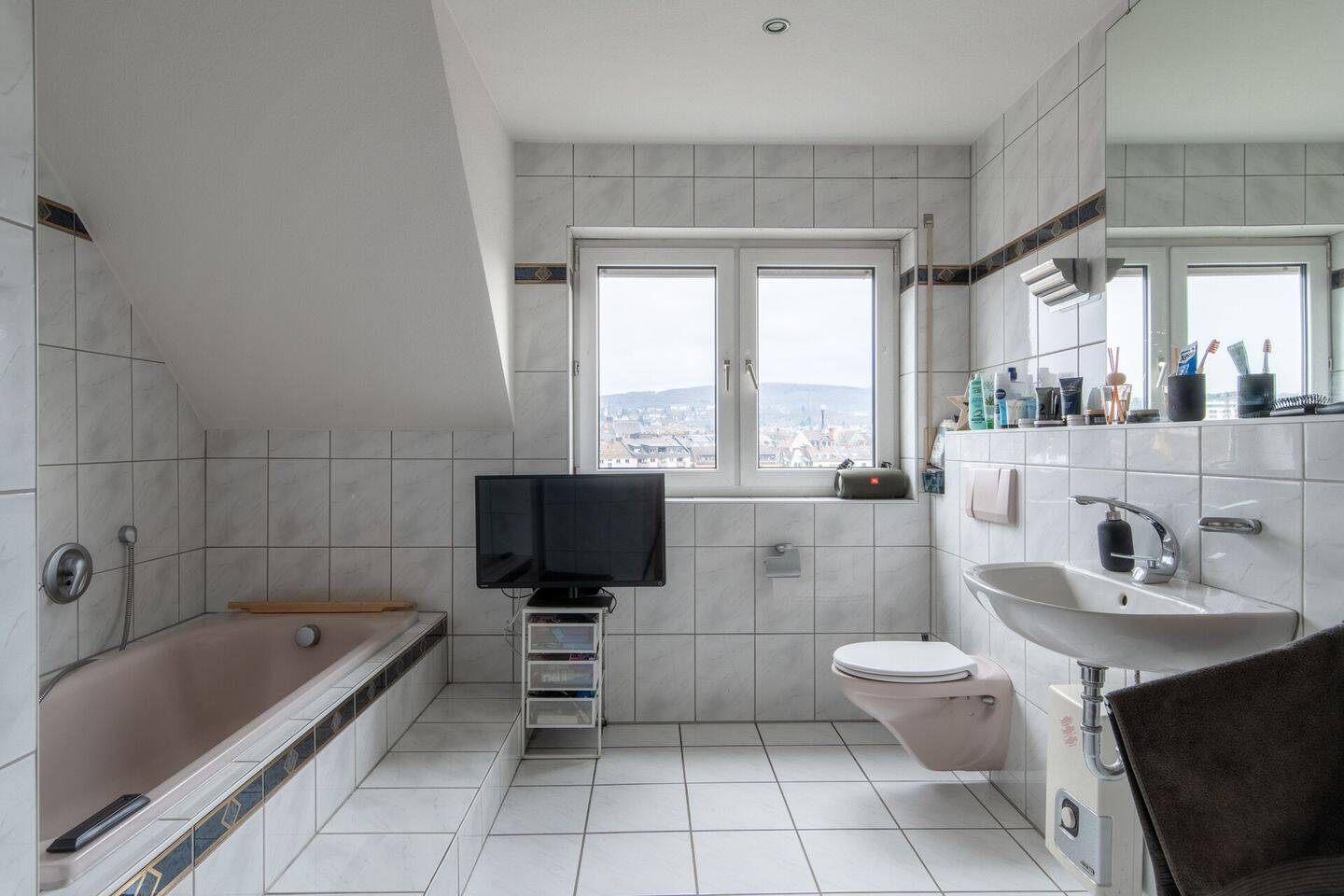 Koblenz -Über den Dächern der Stadt - Maisonette-Penthouse in zentraler Lage mit Blick ins Grüne – Koblenz – Vorschaubild 9