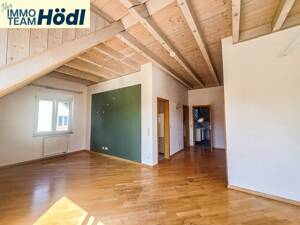 Hell, gepflegt und ruhig gelegen - eine Dachgeschosswohnung zum Wohlfühlen – 72766 Reutlingen – Vorschaubild 6