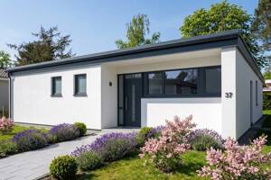 Sasel - Ihr Zuhause nach Maß: Bungalow mit Ausbaukonzept auf idyllischem Grundstück in zweiter Reihe
