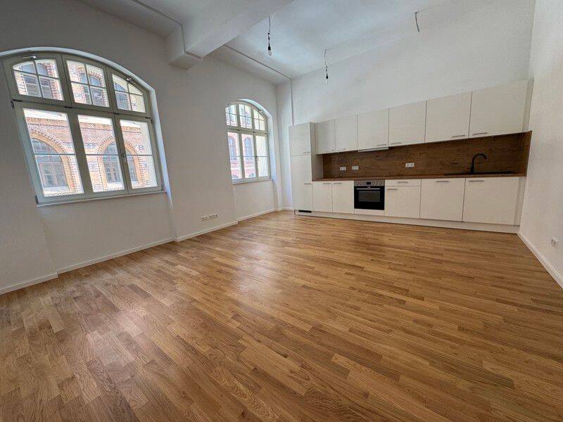 Hier lässt es sich aushalten: individuelle 2-Zimmer-Wohnung mit EBK und Balkon