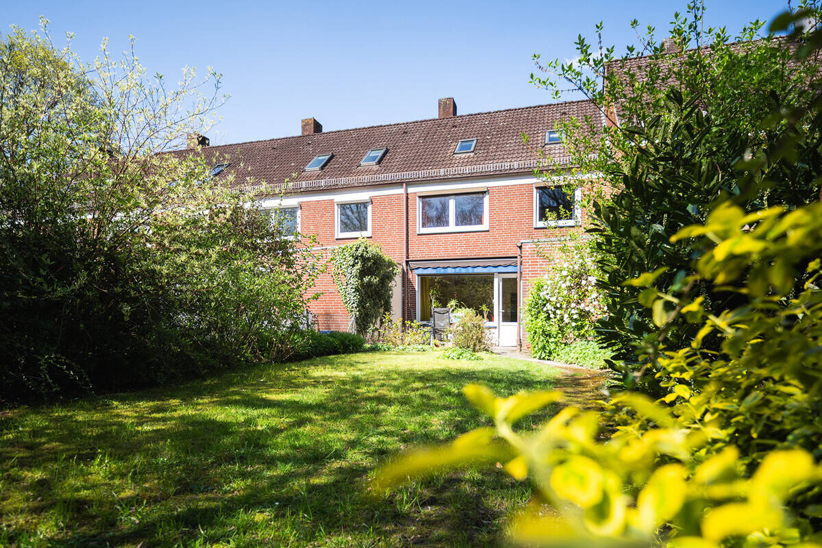 Arsten-Großzügiges Reihenmittelhaus mit 5 Zimmern, Garten und Garage – Bremen – Vorschaubild 2