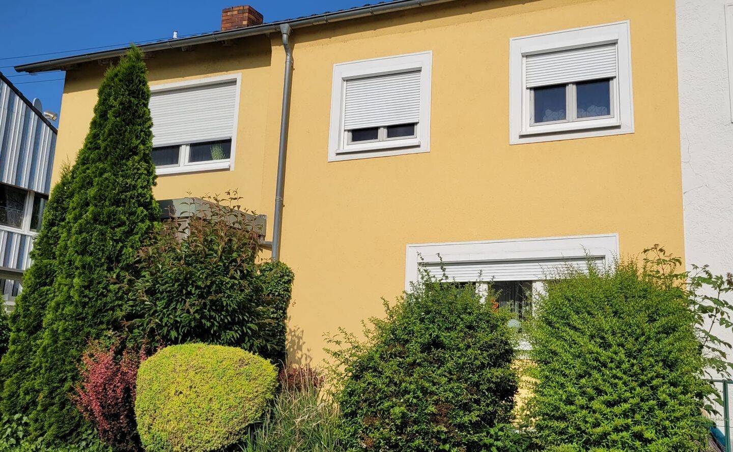 Schönes Reiheneckhaus mit großem romantischem Garten und großzügiger Garage in zentrumsnaher Lage – Tauberbischofsheim – Vorschaubild 3