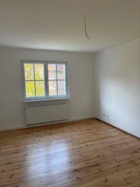 Holzdielencharm in der Rosenau! frisch saniert, 5 Zimmer, Platz für Arbeit, Wohnen und Familie – Nürnberg – Vorschaubild 7