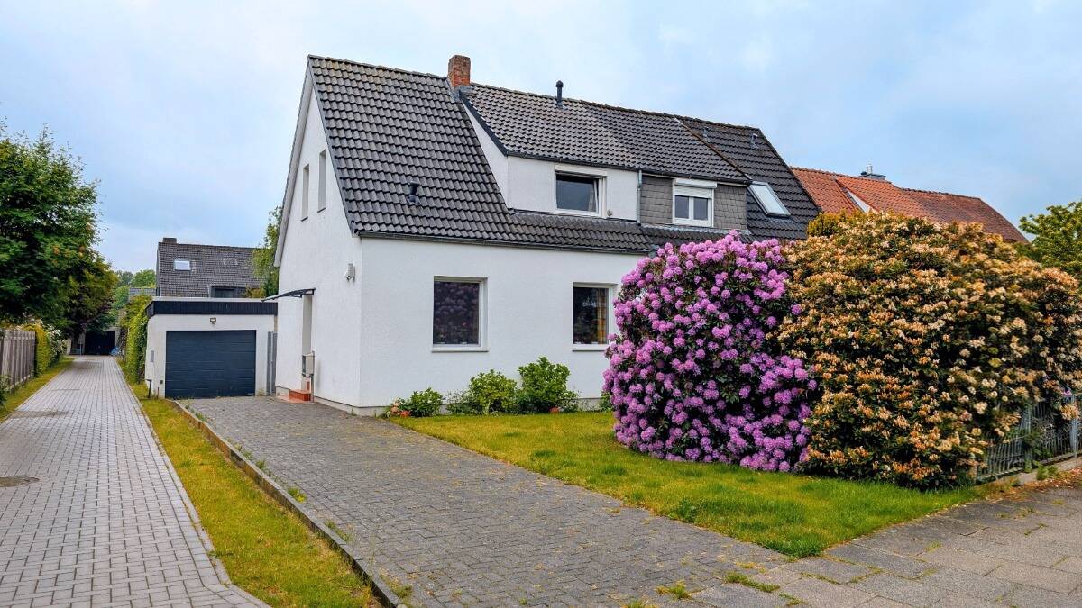 Gepflegte Doppelhaushälfte in Borgfeld zu verkaufen. – 28357 Bremen – Bild 1 von 9