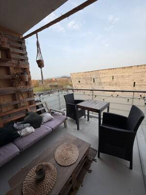 Moderne helle 1,5 - Zimmer Wohnung mit Balkon und herrlicher Aussicht zentral in Freiburg-Rieselfeld – 79111 Freiburg im Breisgau – Vorschaubild 9