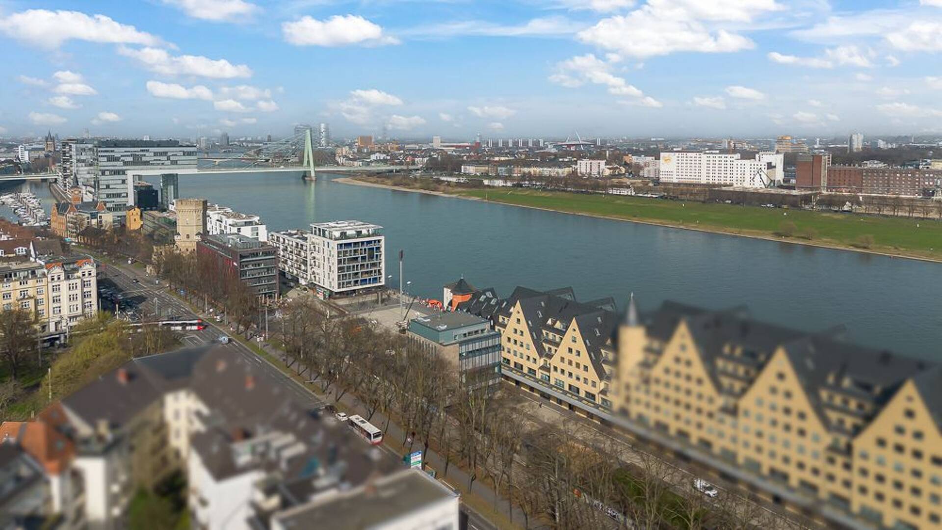 Etagenwohnung in 50678 Köln mit 155 m² kaufen