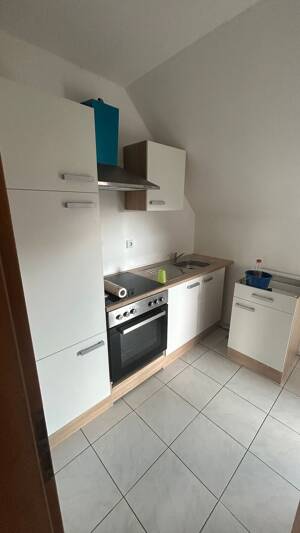 Zentrale 2 - Zimmer Wohnung mit Küche und Balkon – 33613 Bielefeld – Vorschaubild 7