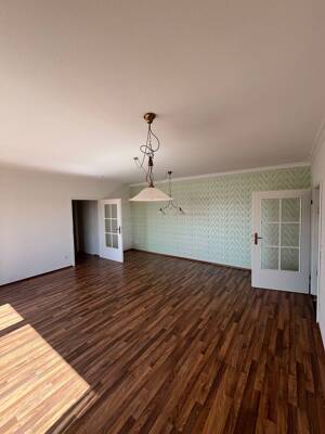 Große 2-Zimmer-Wohnung mit Dachterrasse – 31582 Nienburg (Weser) – Vorschaubild 7