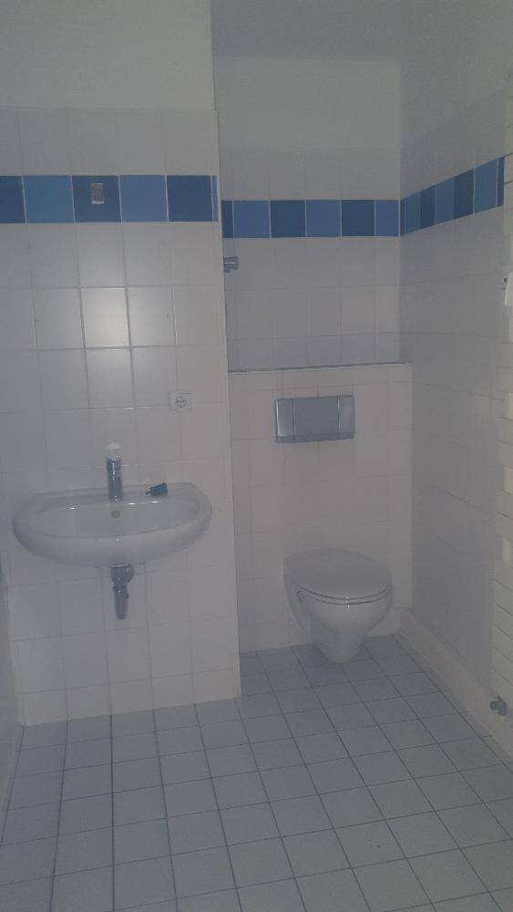 Dachwohnung im Zentrum, Brühl 2 Zimmer – Chemnitz – Vorschaubild 5