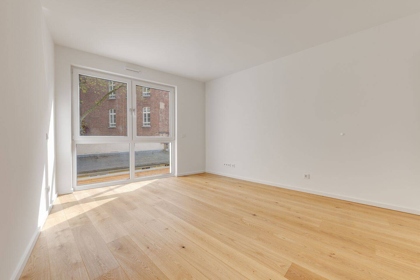 Stadthaus mit Terrasse sowie Dachterrasse im Erstbezug. – Düsseldorf – Vorschaubild 7