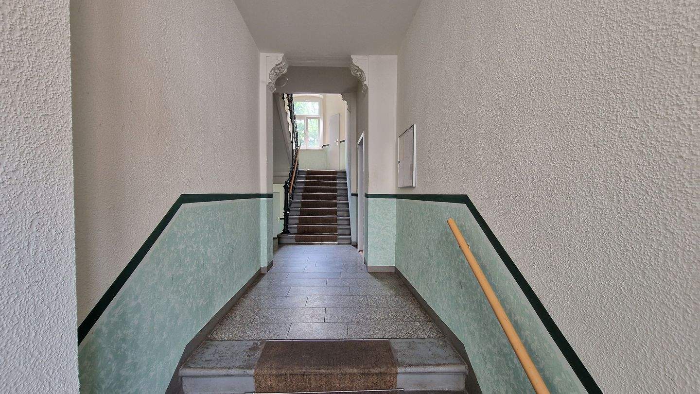 +++ Geräumige 2-Zimmer-Wohnung mit Balkon in bevorzugter Lage von Chemnitz/Kaßberg +++ – Chemnitz – Vorschaubild 3
