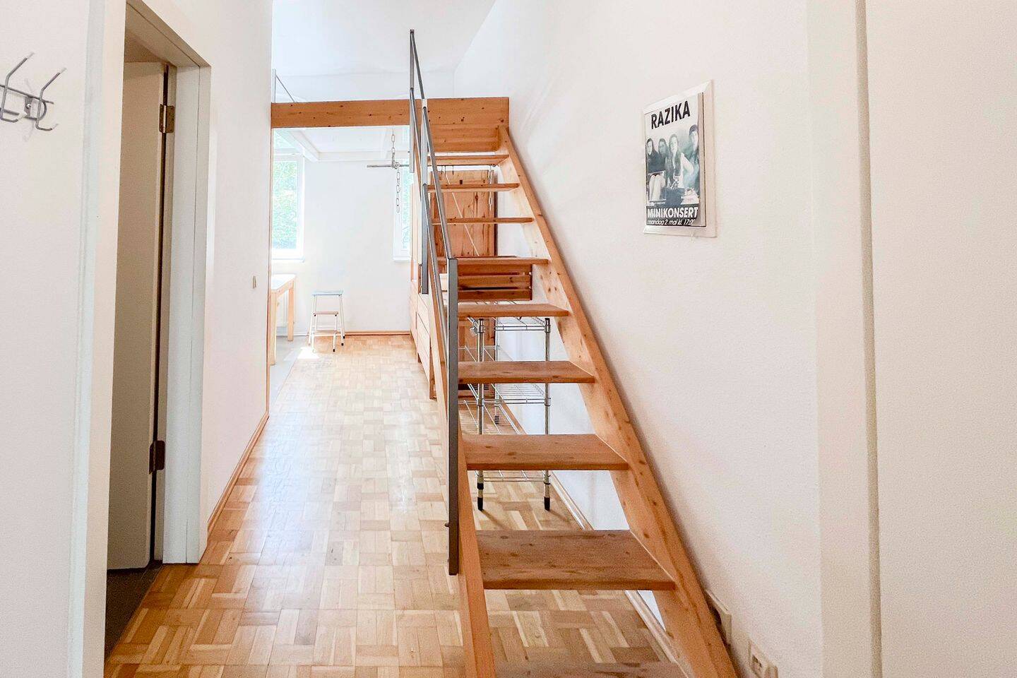 Bezugsfreie Altbauwohnung mit Balkon, Aufzug und Blick ins Grüne in Pankow – Berlin – Vorschaubild 6