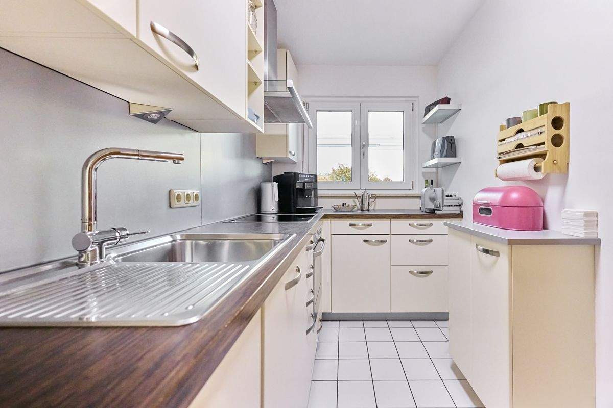 *SONNENHOF - WOHNEN NEU GEDACHT! Wie ein eigenes Haus: Maisonette mit Garten und TG-Stellplatz!* – Augsburg – Vorschaubild 4