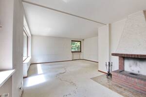 3-4-Zimmer-Eigentumswohnung mit großem Balkon und TG-Stellplatz in Hamburg-Wellingsbüttel – 22391 Hamburg – Vorschaubild 6