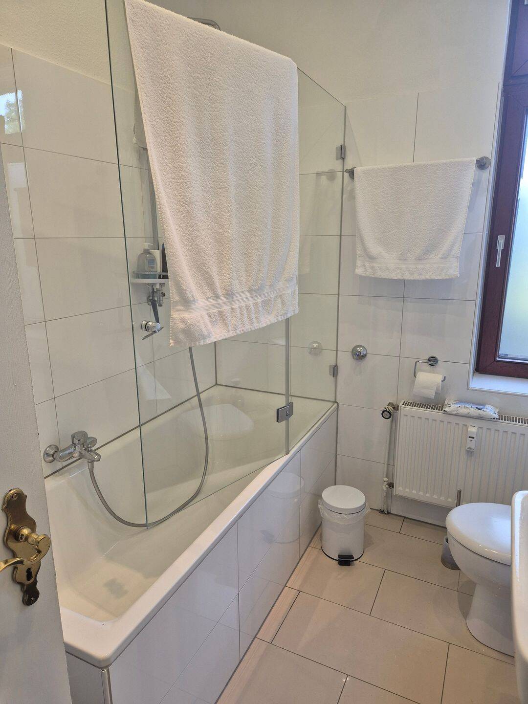 Charmante 2-Zimmer-Wohnung im 1. Obergeschoss eines gepflegten Mehrfamilienhauses – Düsseldorf – Vorschaubild 6