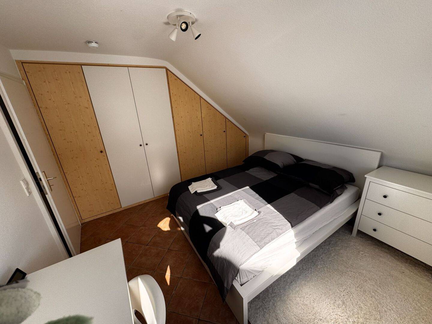 möbliertes Zimmer in Karlsruhe für Wohnen auf Zeit