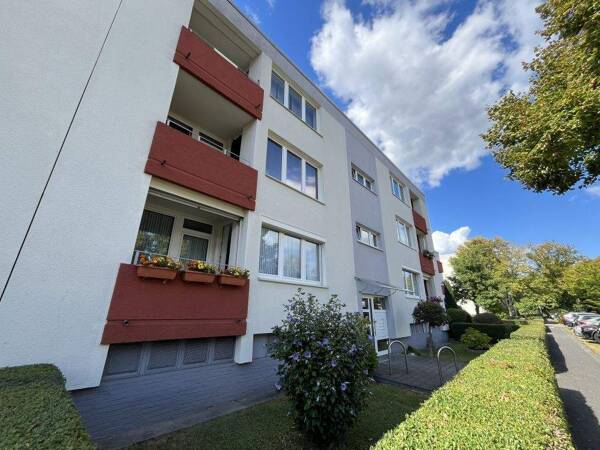 Etagenwohnung in 51109 Köln mit 95,61 m² kaufen
