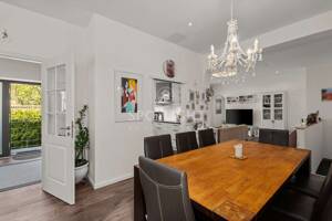 Truderinger Triple: Modernisiertes XL-Wohnhaus mit 3-4 Wohnungen – 81827 München – Vorschaubild 4