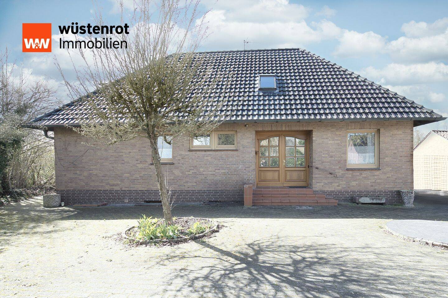 Großzügiges Einfamilienhaus mit Wintergarten und großem Grundstück – Verden (Aller) – Bild 1 von 9