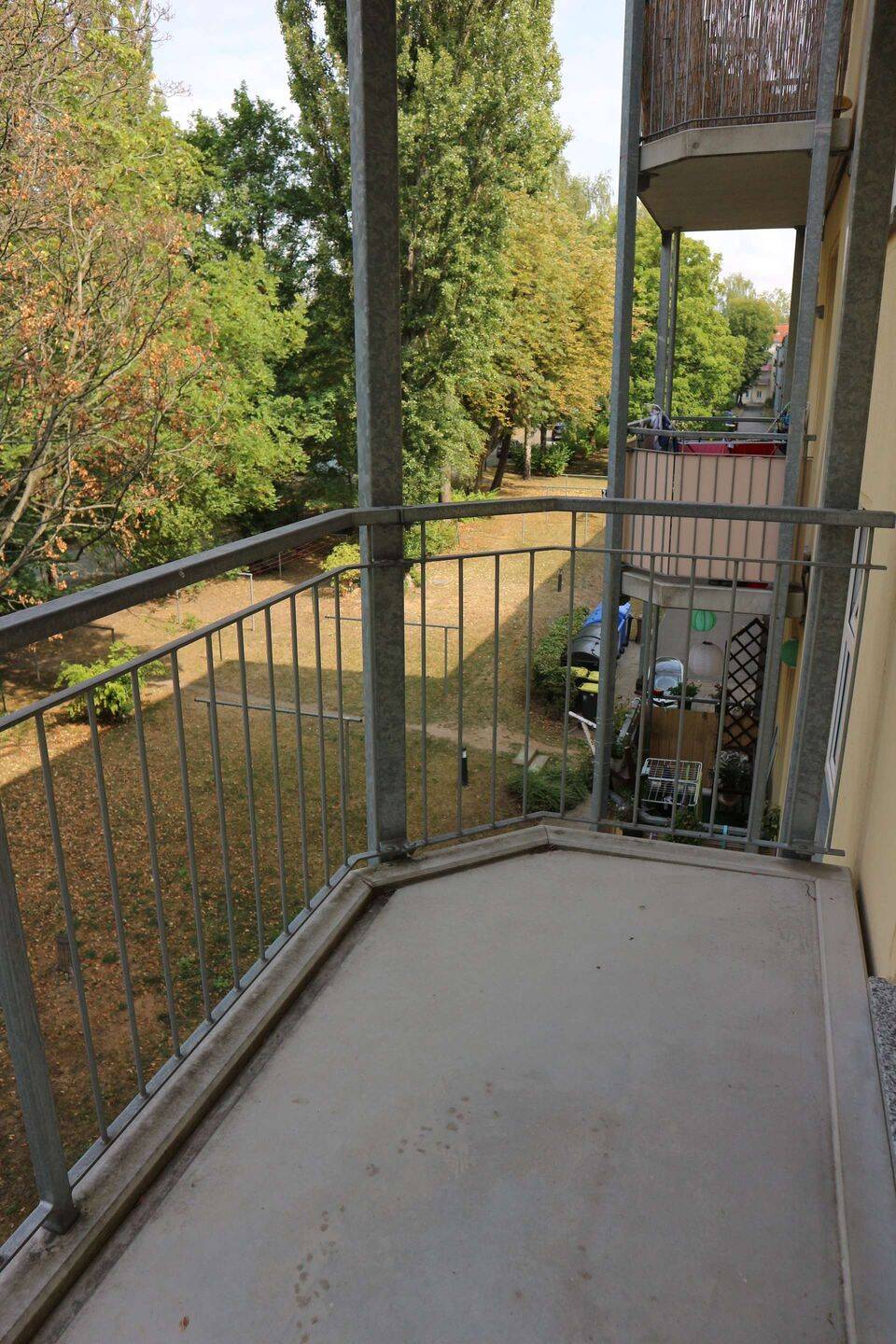 Inkl EBK - 2. OG - Bad mit Fenster- sonniger Westbalkon – Chemnitz – Vorschaubild 9