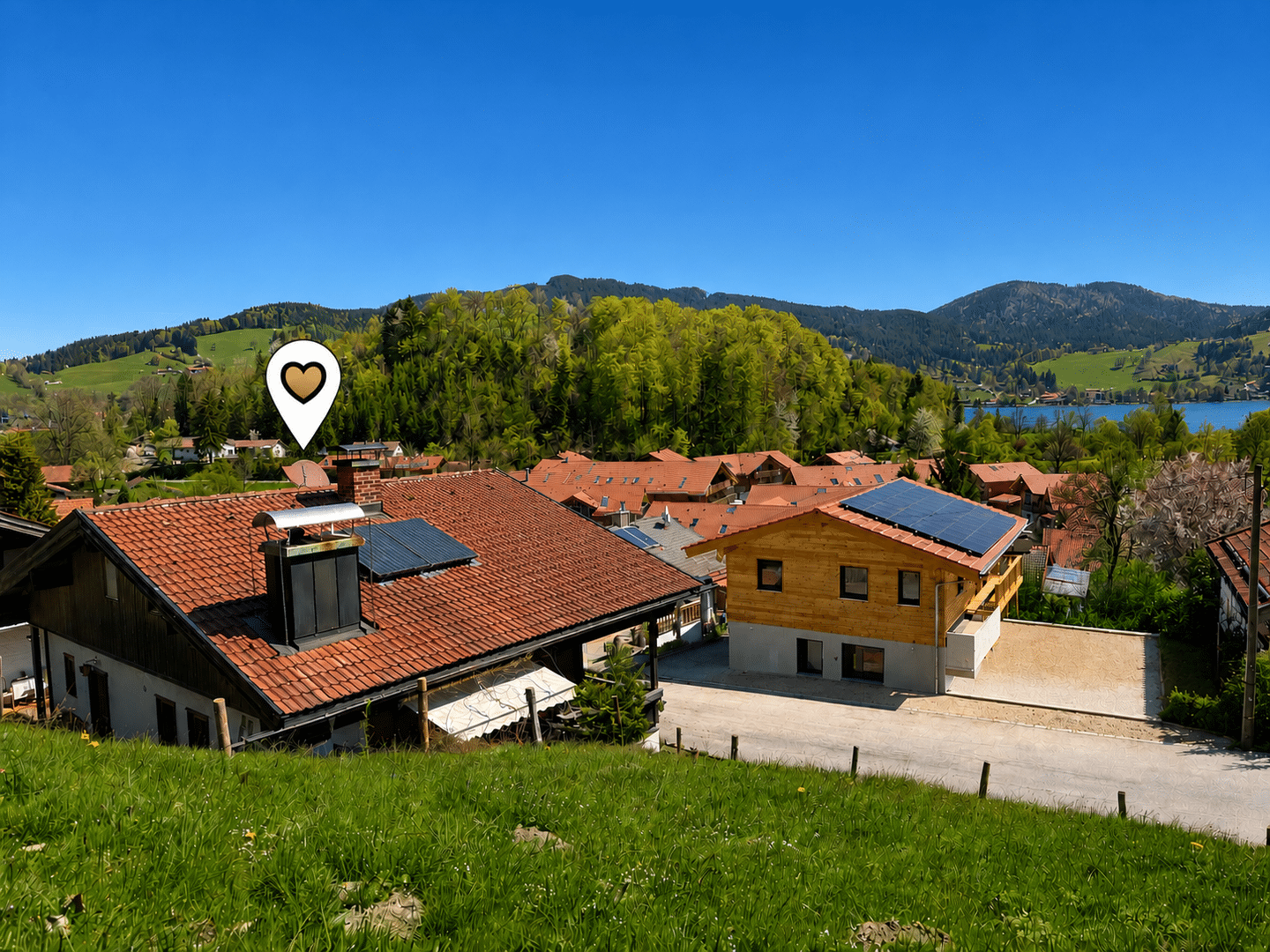 Ruhe. Sonne. Schliersee. Ein Haus mit Zukunftspotential – Schliersee – Bild 1 von 3