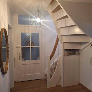 Sanierte teilmöblierte Maisonette-Wohnung mit 3 Zimmern, Garten und Stellplatz inklusive – 63069 Offenbach am Main – Vorschaubild 7