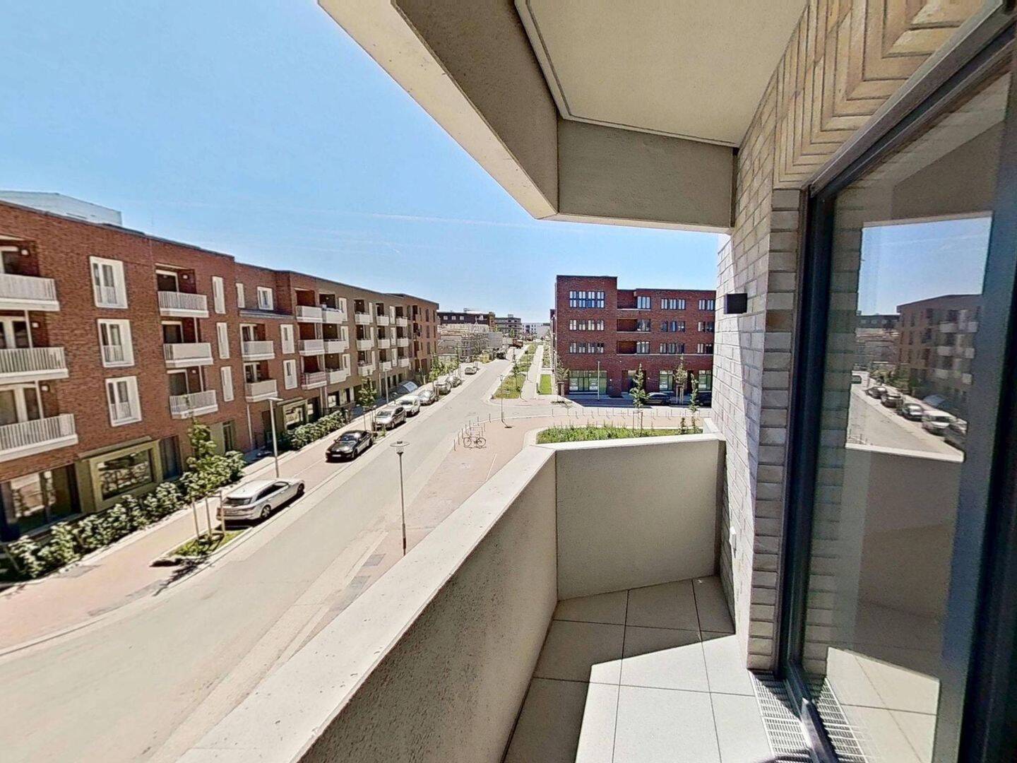 Modernes Wohnen in Kronsrode: 3-Zimmer-Wohnung mit EINBAUKÜCHE und 2 LOGGIEN – Hannover – Vorschaubild 3