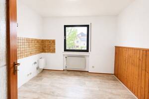 Einziehen und Wohlfühlen: Helle 3-Zimmer-Wohnung mit Balkon und Garage – 56070 Koblenz – Vorschaubild 5