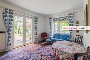 IMMOBERLIN.DE - Toplage! Kleine charmante Villa mit Tiefgarage & Gartenidyll – 14129 Berlin – Vorschaubild 3