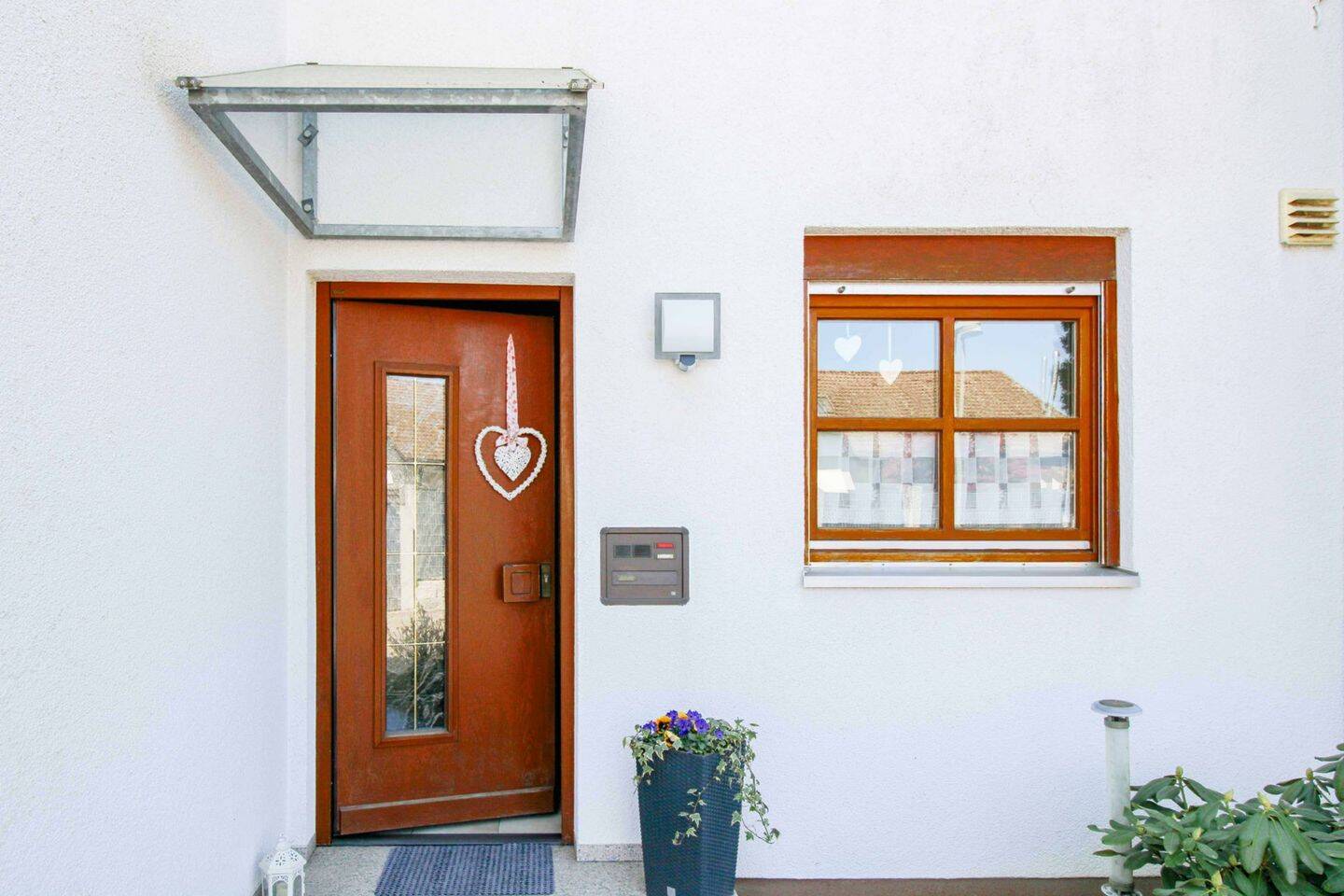 Liebevoll gepflegtes Reihenmittelhaus in ruhiger Lage in Wiblingen wartet auf neuen Besitzer