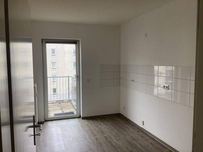 Großzügige helle 2-Zimmer-Wohnung mit Balkon und Terrasse – Erlangen – Vorschaubild 4
