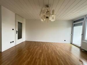 1-Zimmer-Wohnung 43 qm nahe Luitpoldpark inkl. EBK, Garage, Balkon - bezugsbereit und provisionsfrei