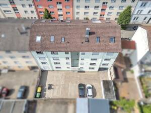Großzügige 4-Zimmer-Wohnung mit viel Platz zum Wohlfühlen- 4 Zimmer mit Balkon, Keller & Stellplatz