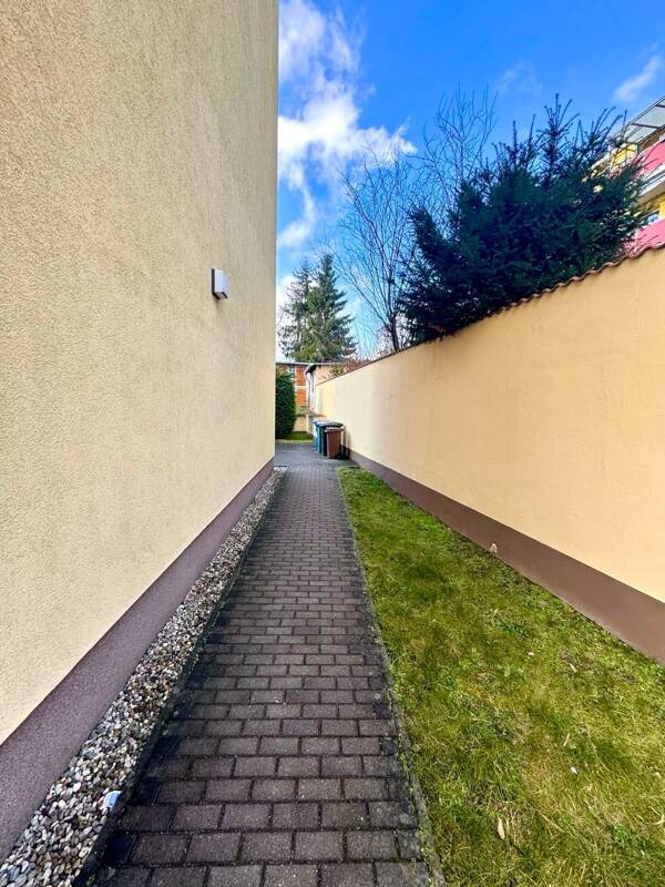 Haus in 39116 Magdeburg mit 262,27 m² kaufen