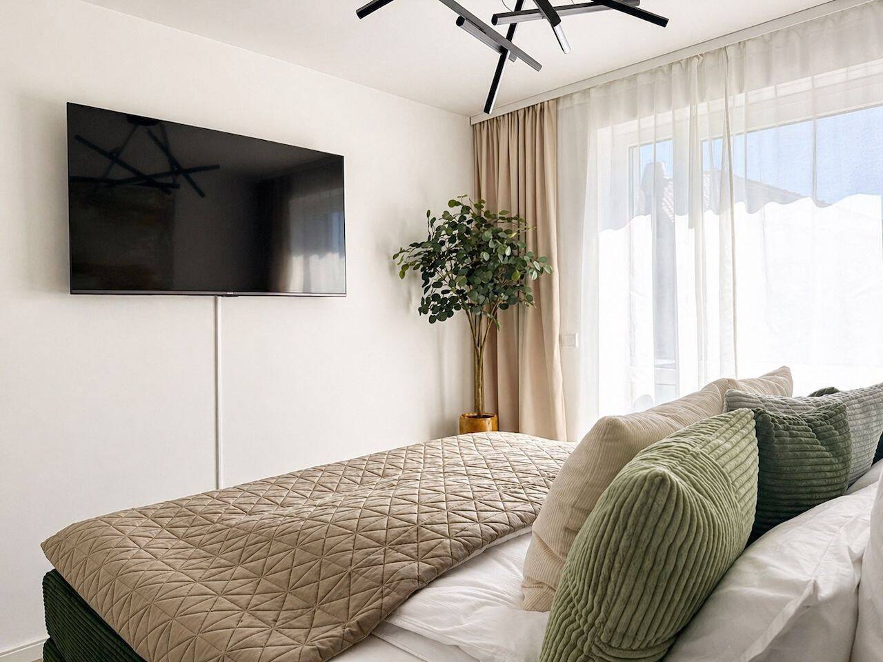 Hochwertig möblierte 2-Zimmer-Neubauwohnung mit Balkon, Stellplatz und Aufzug – Lübeck – Vorschaubild 7