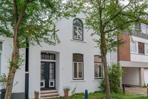 PURNHAGEN-IMMOBILIEN - Charmantes und gepflegtes Einfamilienhaus in Zentrumslage von Bremen-Vegesack