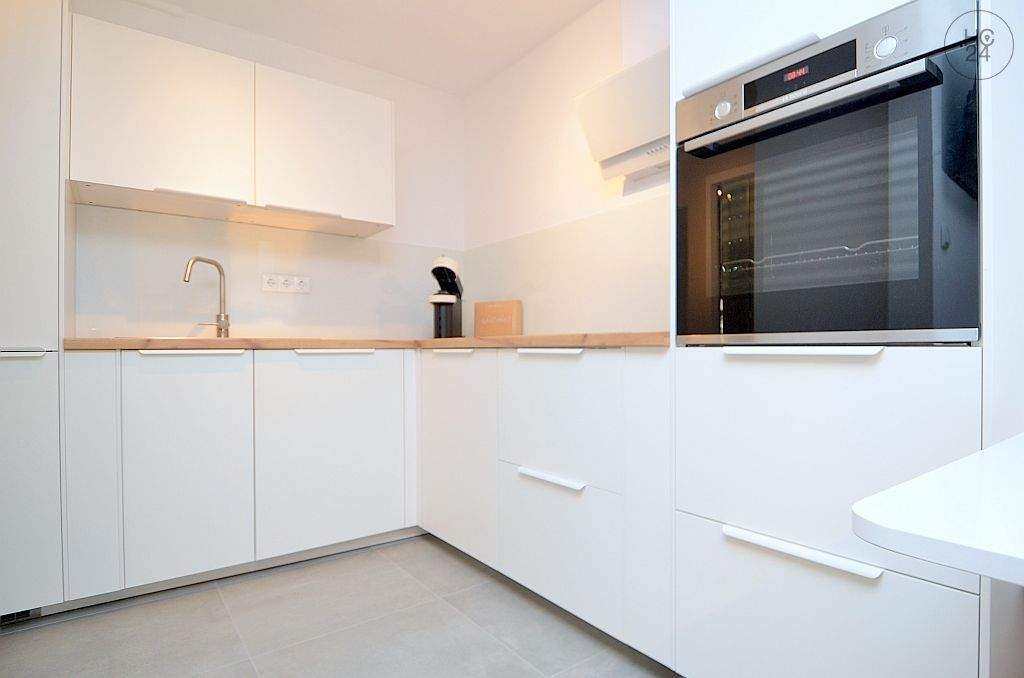Erstbezug 2-Zimmer-Apartment mit WLAN und Balkon in der Innenstadt – Nürnberg – Vorschaubild 3